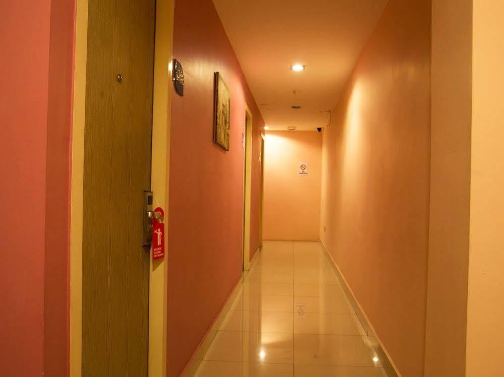Oyo Rooms Maharajalela Monorail Station Kuala Lumpur Exterior foto